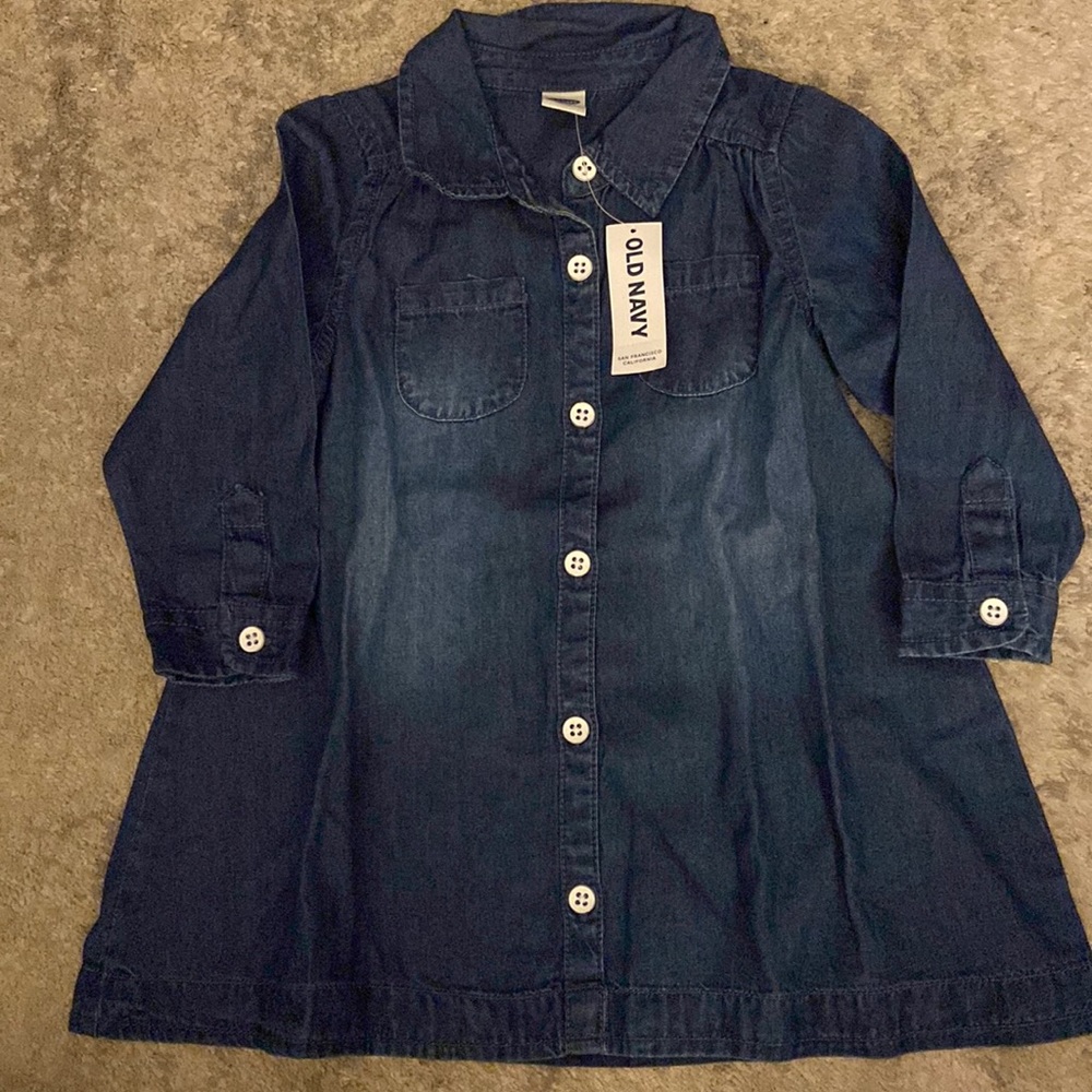 Old Navy Girls Denim Dress; Size 18-24 months; New with tags.